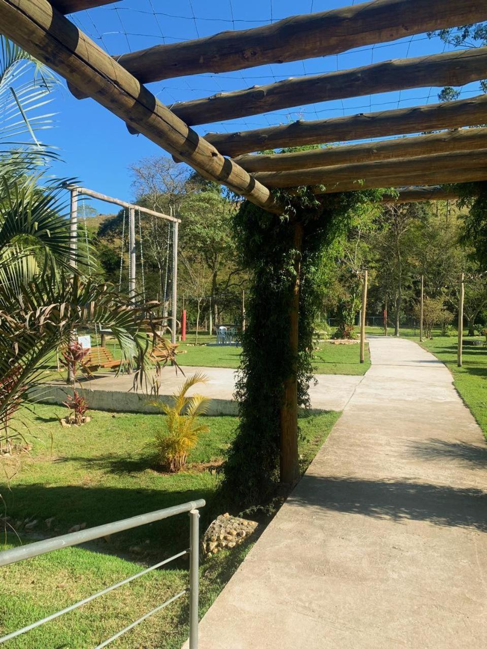 Pousada E Restaurante Bora Bora Da Serra São Bento do Sapucaí Exteriör bild
